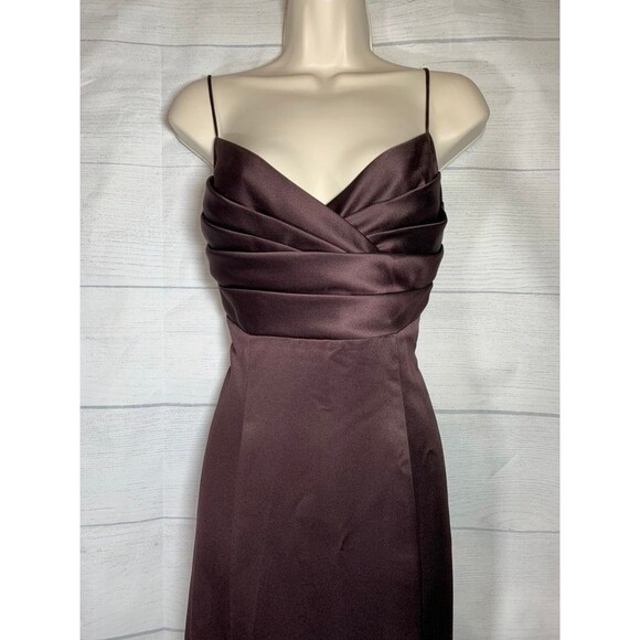 David's Bridal Sweetheart Neckline Mocha Formal Gown Dress- Size 10 - Picture 3 of 12